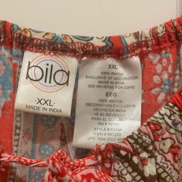 Red Multi Blouse - Picture 3 of 3